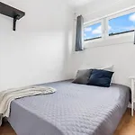 Small And Cheap - 6 Ppl - Super Central - Balcony